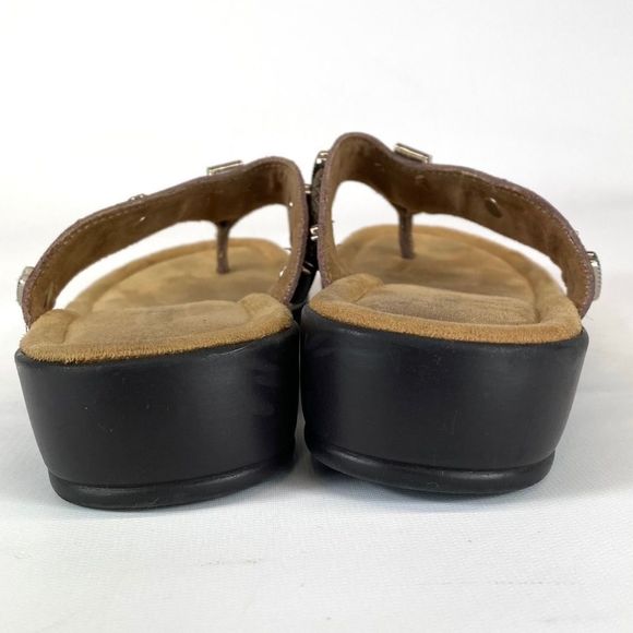 Minnetonka Brown and Tan Sandals - Picture 10 of 16